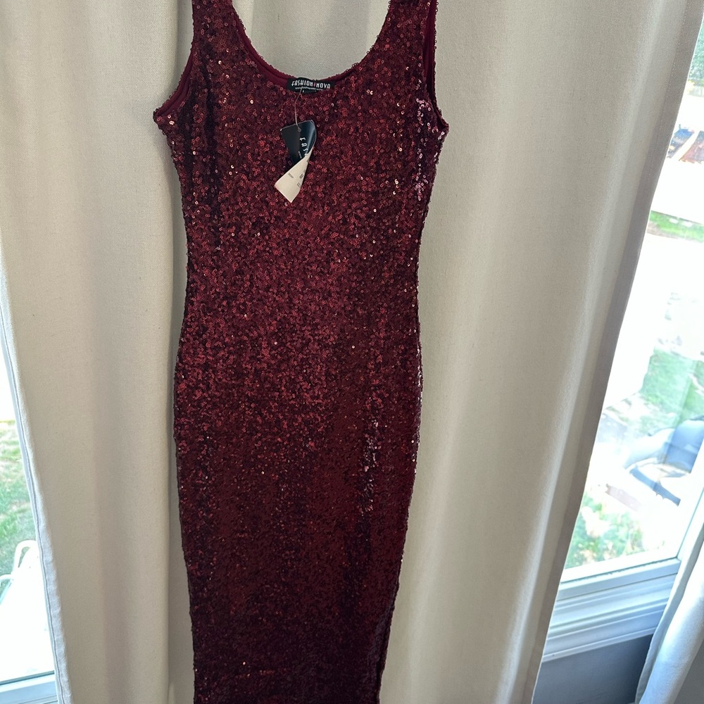 Fashion Nova Burgundy Sequin Midi Dress